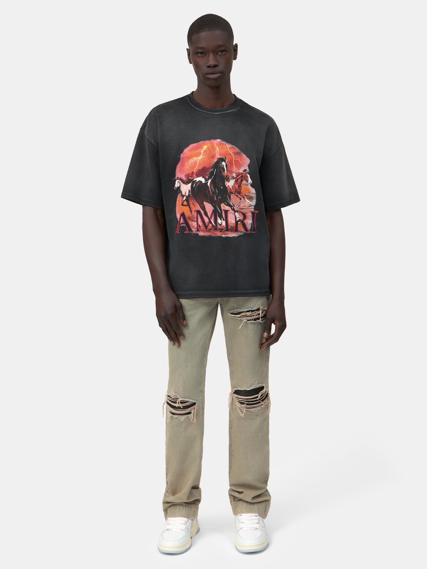 PLAINS OVERSIZED TEE - Black